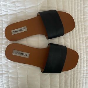 Steve Madden Nikini Leather Sandal